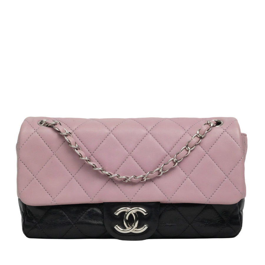 CHANEL 2008–2009 Matelassé Bicolor Chain Shoulder Bag