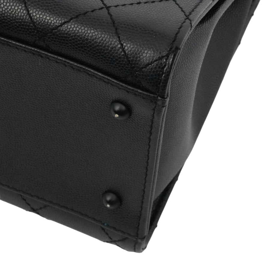 CHANEL 1997–1999 2.55 Matelassé Chain Caviar Skin Shoulder Bag