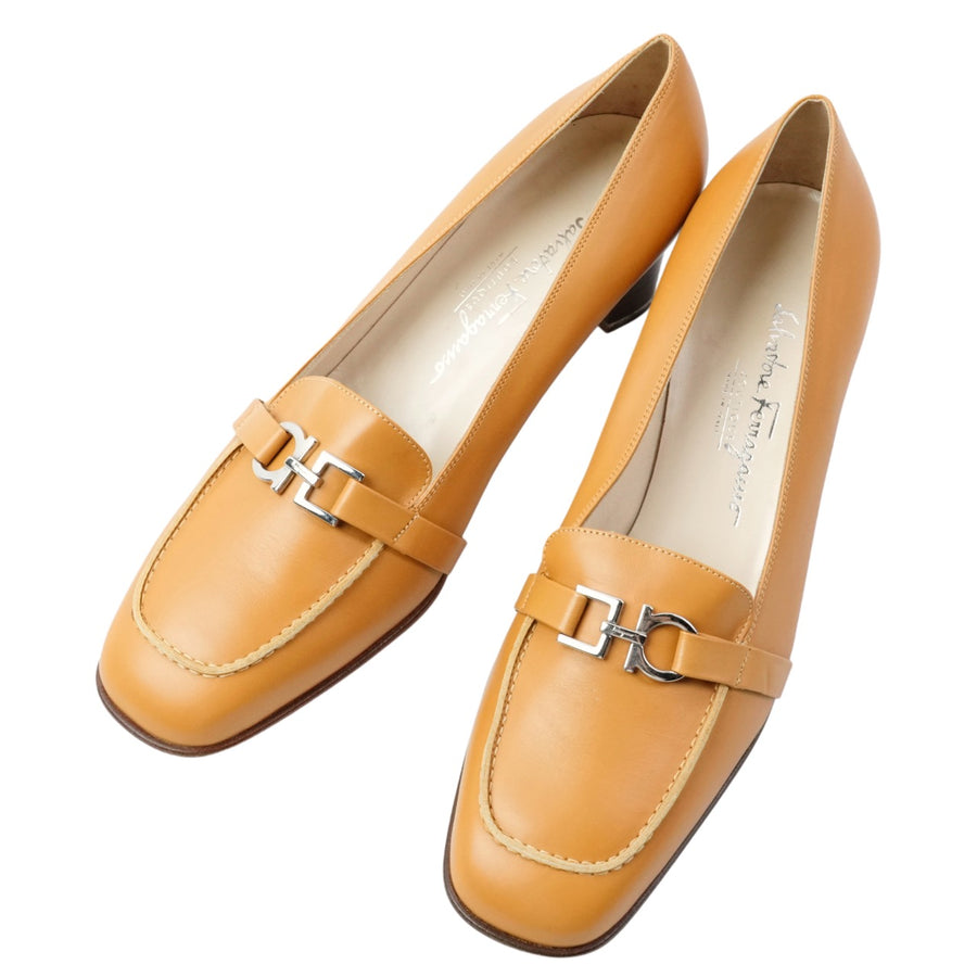 SALVATORE FERRAGAMO Pumps Shoes
