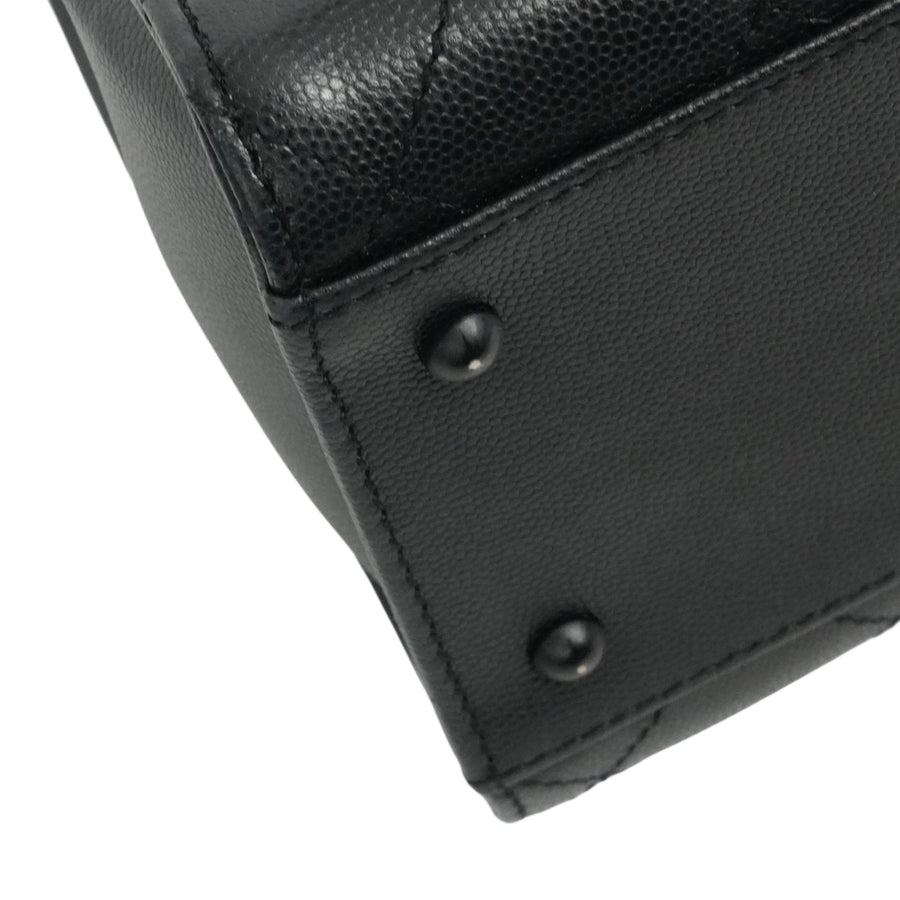 CHANEL 1997–1999 2.55 Matelassé Chain Caviar Skin Shoulder Bag