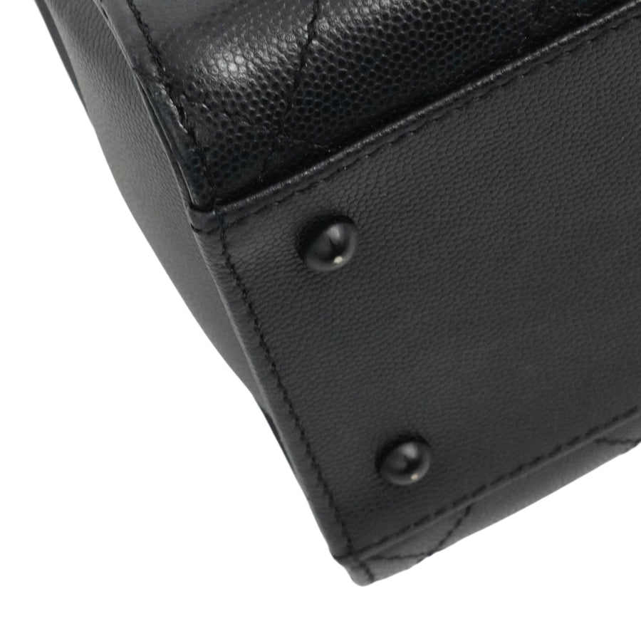 CHANEL 1997–1999 2.55 Matelassé Chain Caviar Skin Shoulder Bag