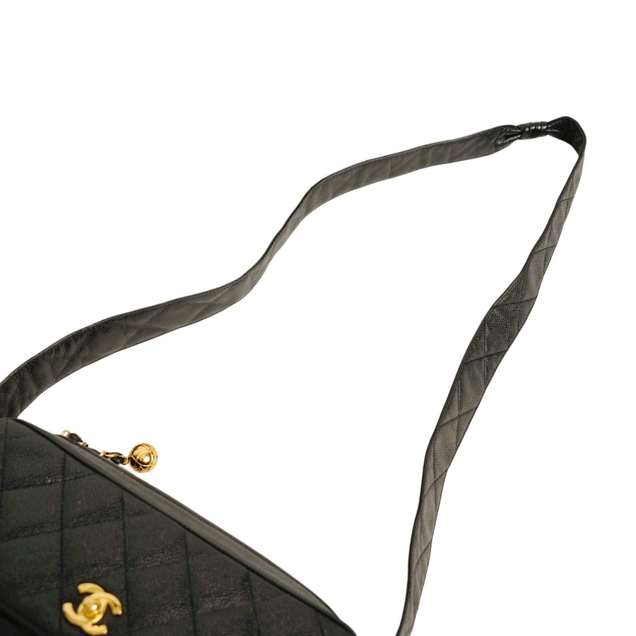 CHANEL 1994–1996 Matelasse Caviar Skin Shoulder Bag