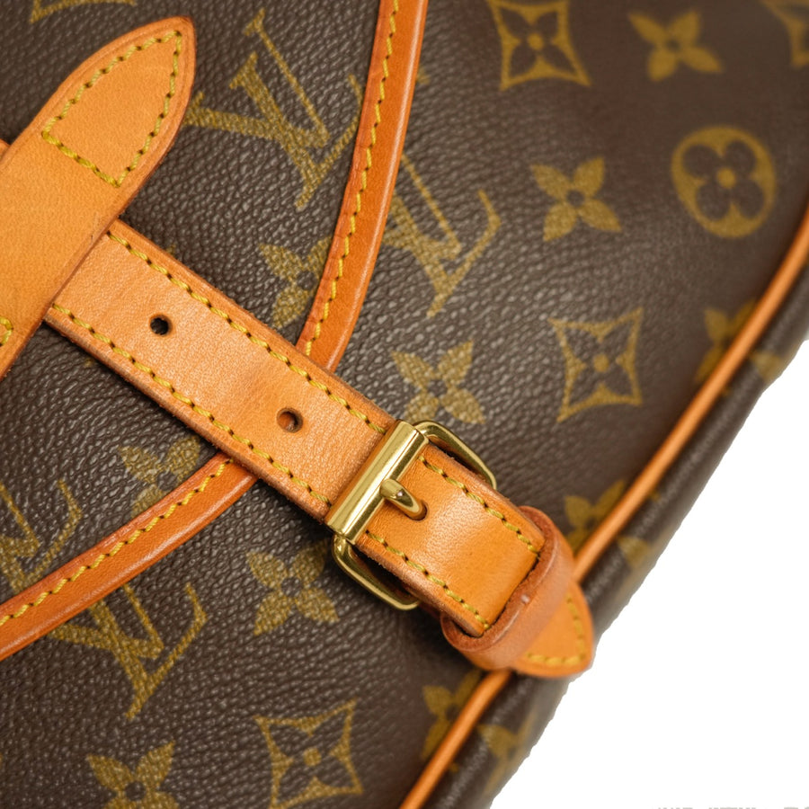LOUIS VUITTON Monogram Saumur 30 M42256 Shoulder Bag