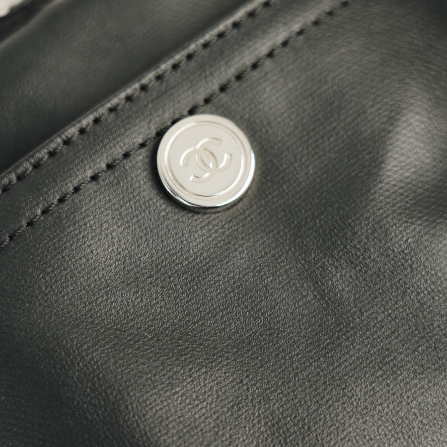 CHANEL 2006–2008 Matelassé Paris-Biarritz Handbag / Shoulder Bag