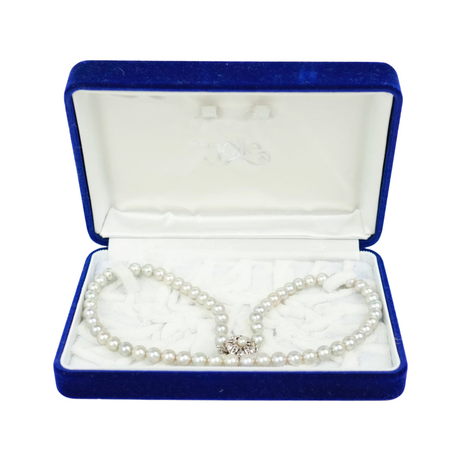 SV Pearl Necklace
