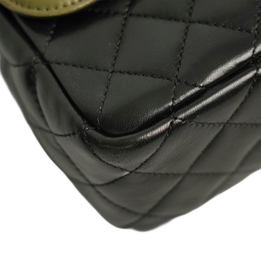CHANEL Matelassé Chain Bicolor Shoulder Bag