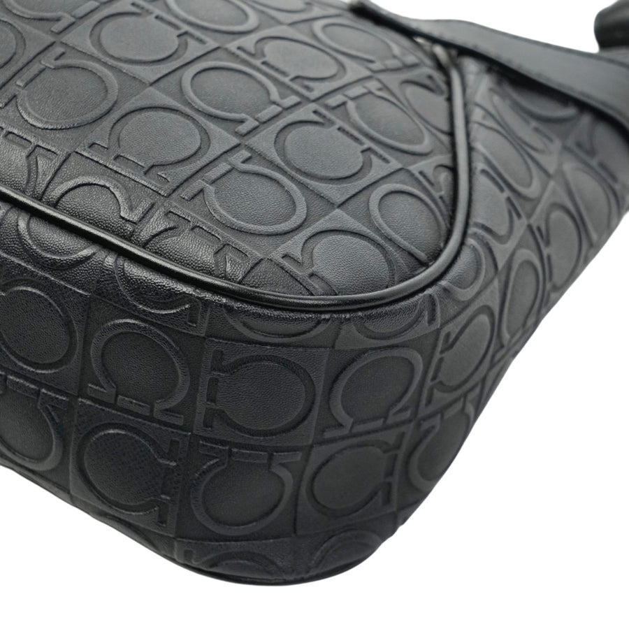 SALVATORE FERRAGAMO Shoulder Bag