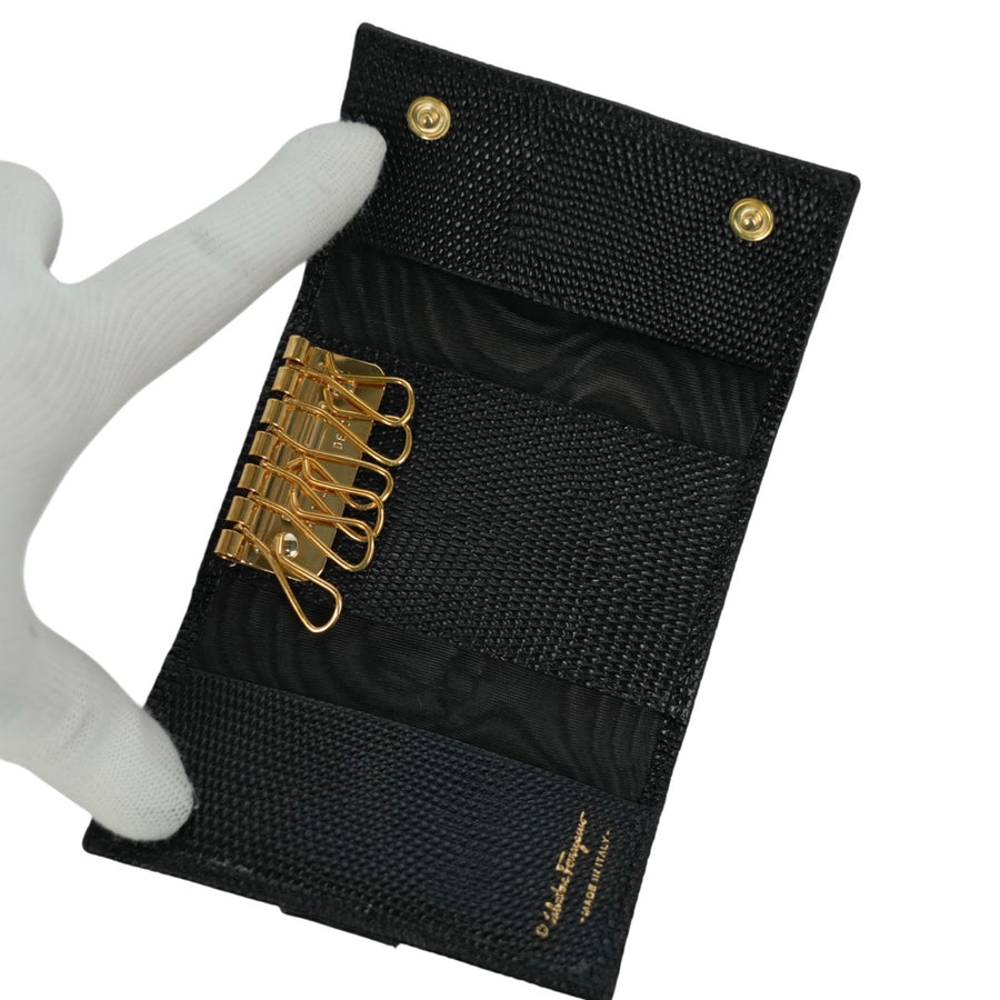 SALVATORE FERRAGAMO Lizard Pattern Vara Plate Key Case
