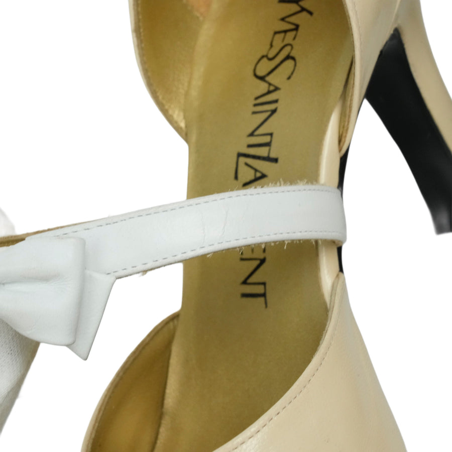 YVES SAINT LAURENT Pumps with Ribbon