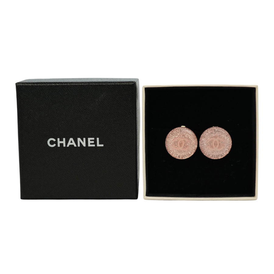 CHANEL 2000 Logo Earring