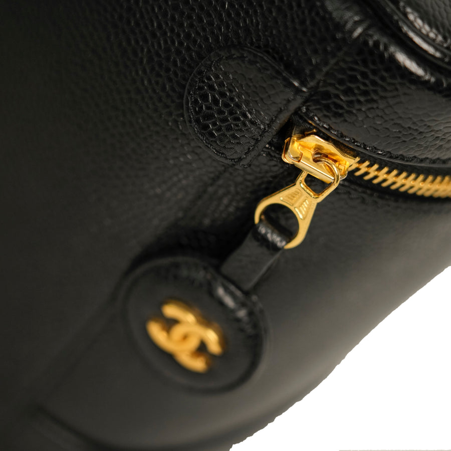 CHANEL 1997-1999 Vanity Caviar Skin Handbag