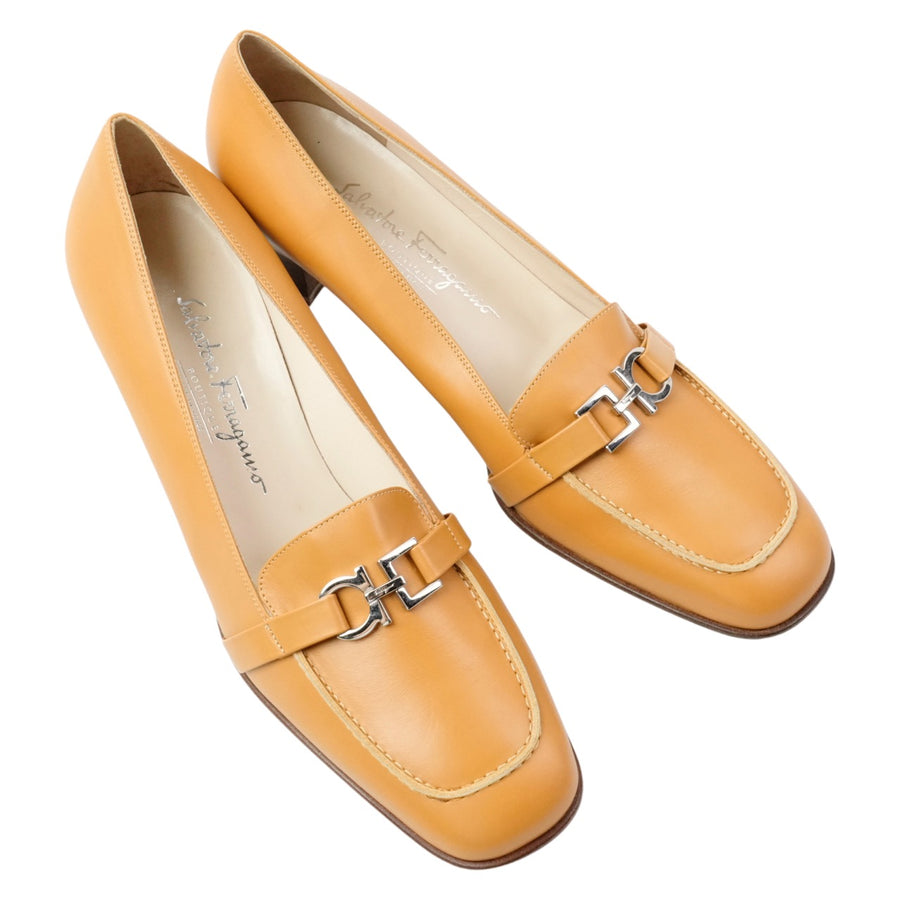 SALVATORE FERRAGAMO Pumps Shoes