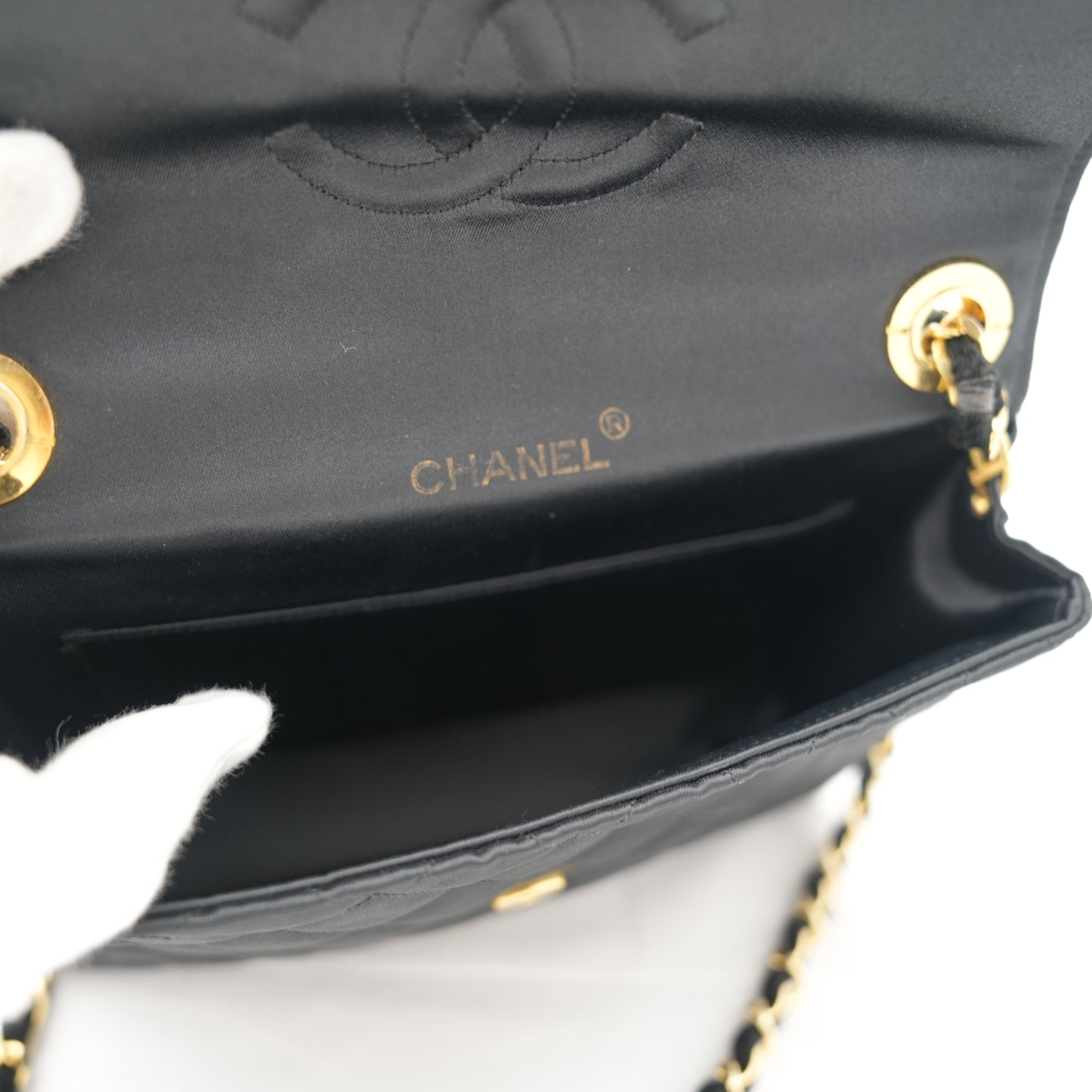 CHANEL 1996-1997 With No. 0 Matelassé and Bijou Chain Shoulder Bag