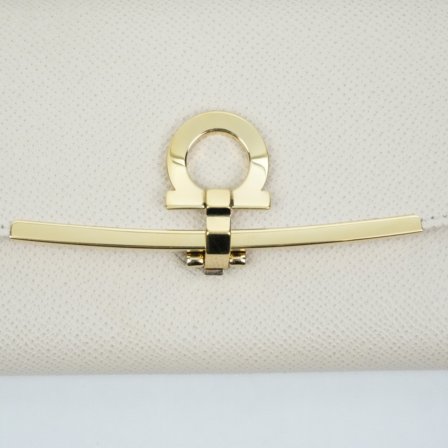 SALVATORE FERRAGAMO Gancini long Wallet