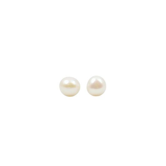 Pearl 1.1g 18K Earring