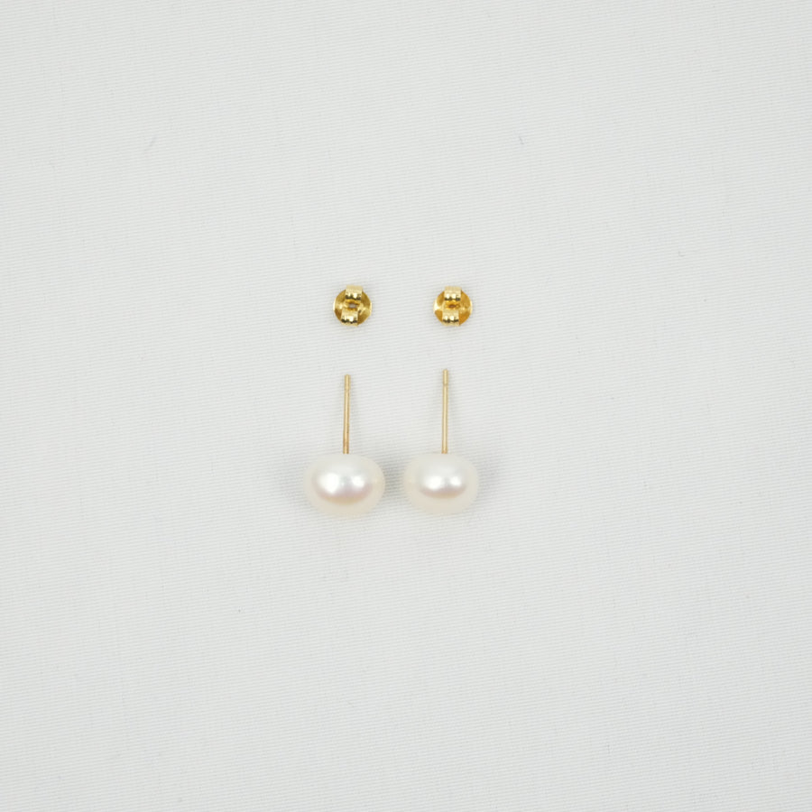 Pearl 1.1g 18K Earring