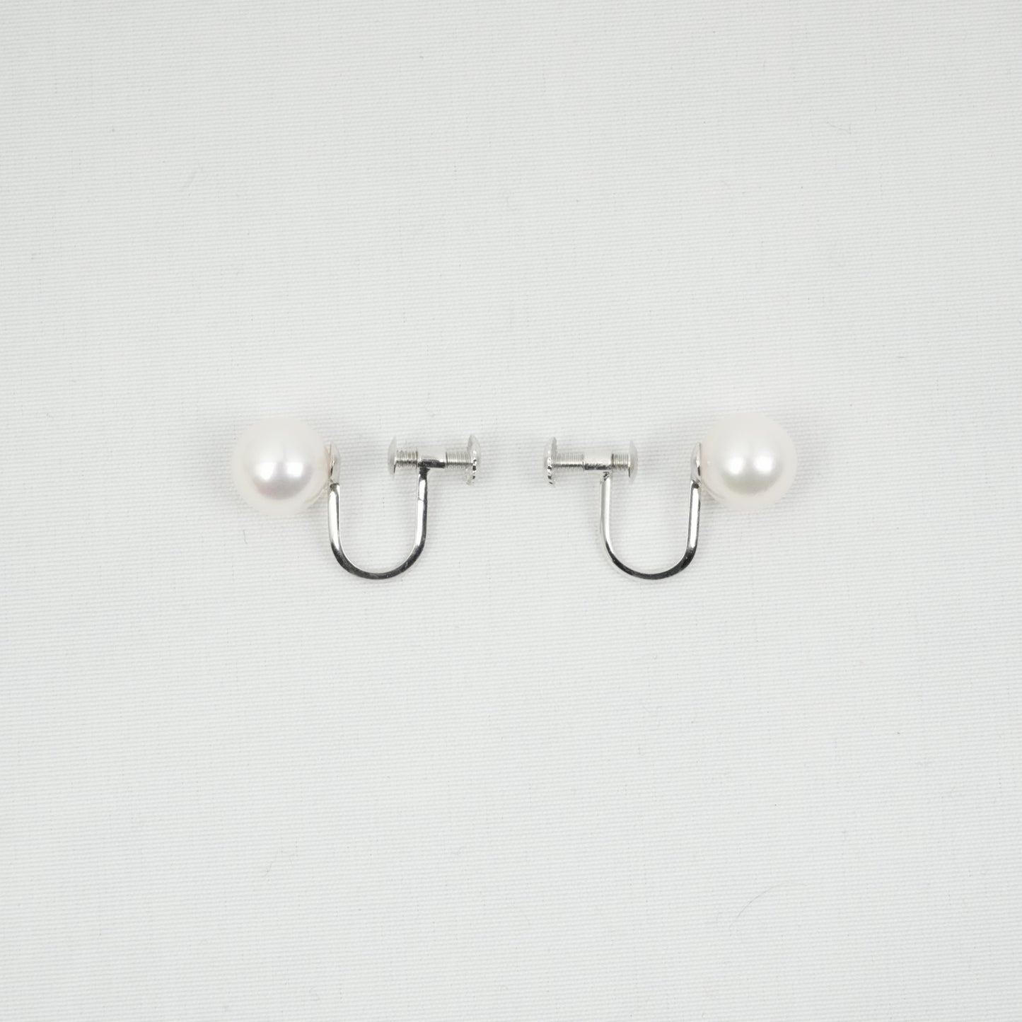 Pearl 1.7g 14K Earring