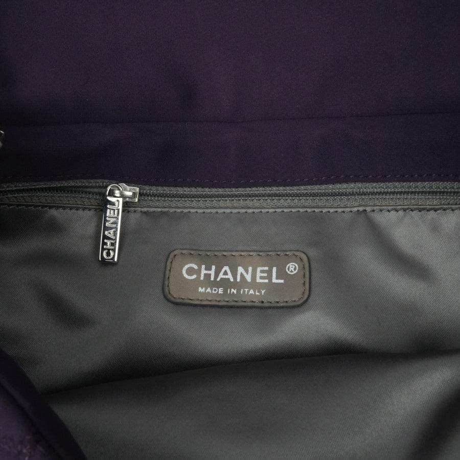 CHANEL 2008-2009 Matelassé Quilted Shoulder Bag