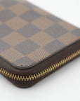 LOUIS VUITTON Damier Coin Case M63070