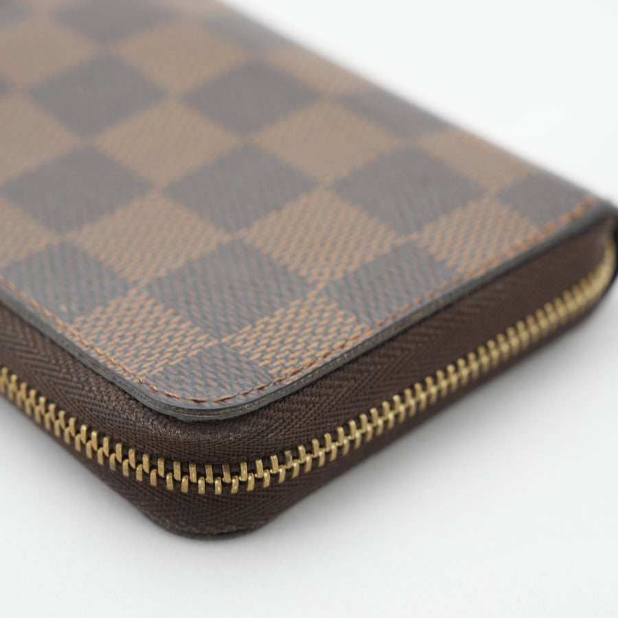 LOUIS VUITTON Damier Coin Case M63070