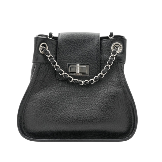 CHANEL Shoulder Bag