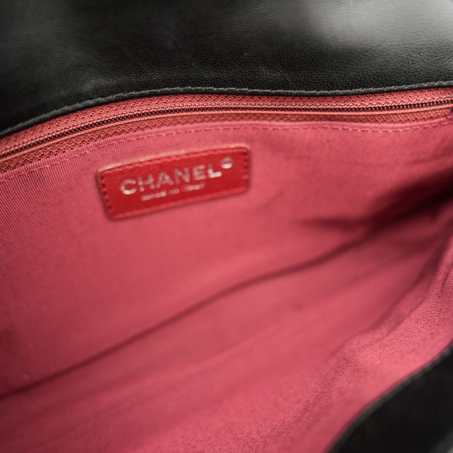 CHANEL 2006–2008 Matelassé Turn-Lock Multi-Pochette Lambskin Shoulder Bag
