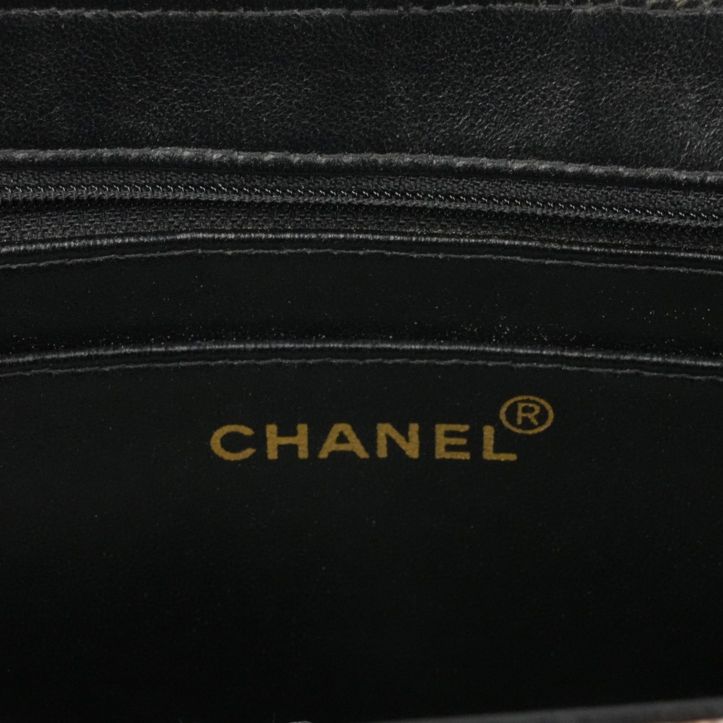 CHANEL Tote Bag / Handbag