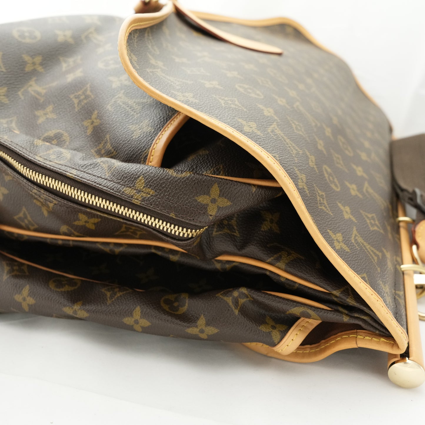 LOUIS VUITTON Monogram Sac Chasse Handbag /Shoulder Bag 2Way