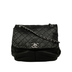 CHANEL Chain Shoulder Bag