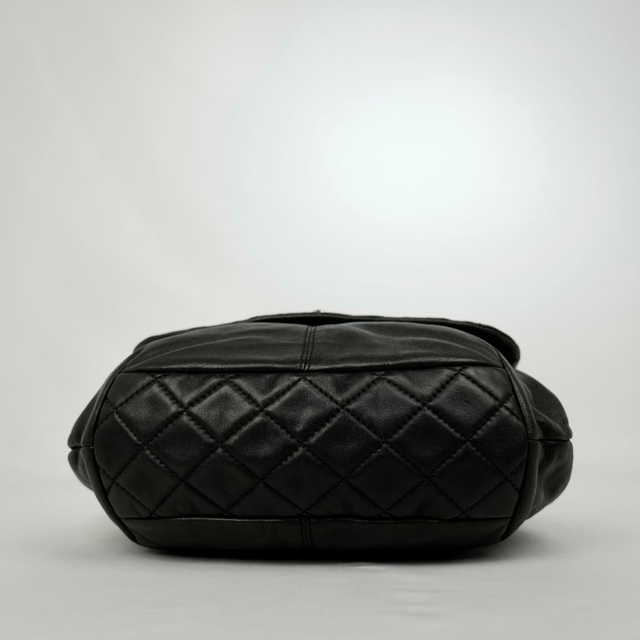 CHANEL Chain Shoulder Bag