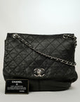 CHANEL Chain Shoulder Bag