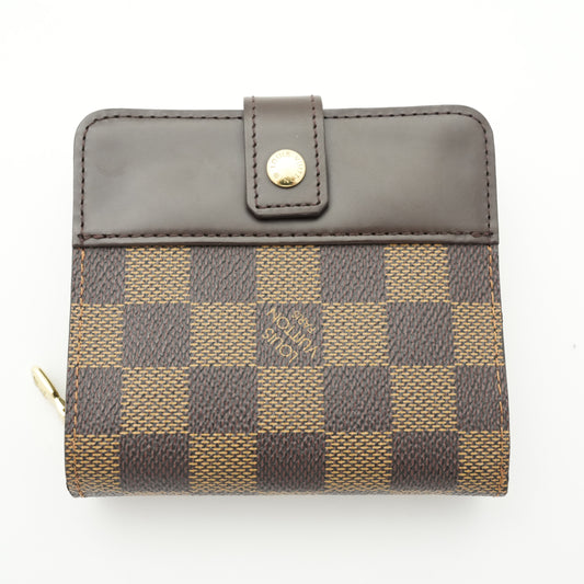 LOUIS VUITTON Damier Wallet