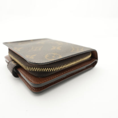 LOUIS VUITTON Monogram Wallet M61667