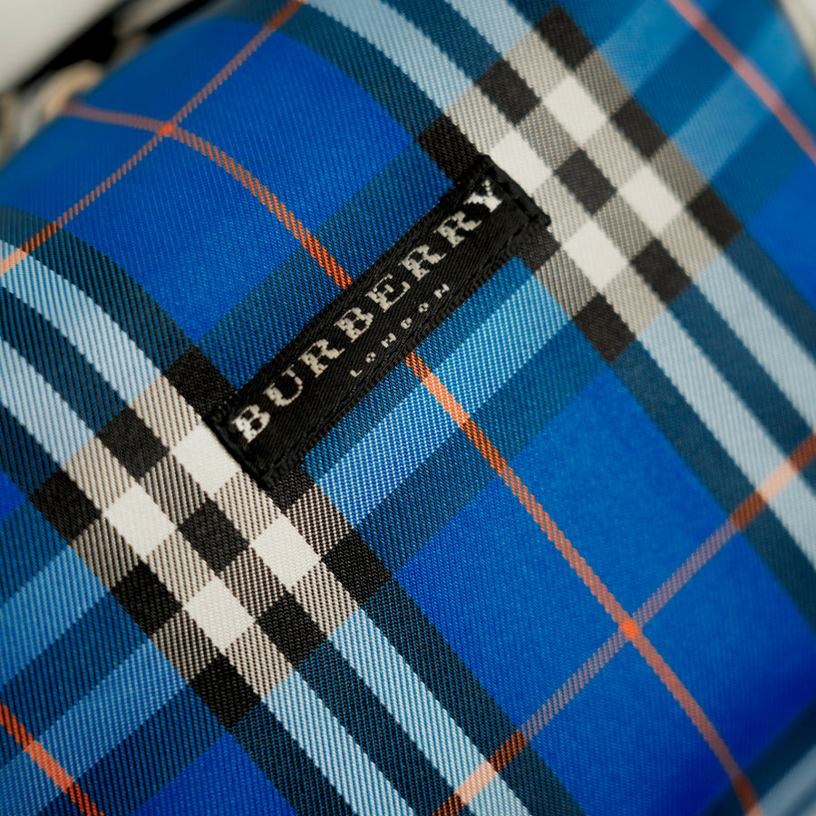 BURBERRY London Pouch / Handbag