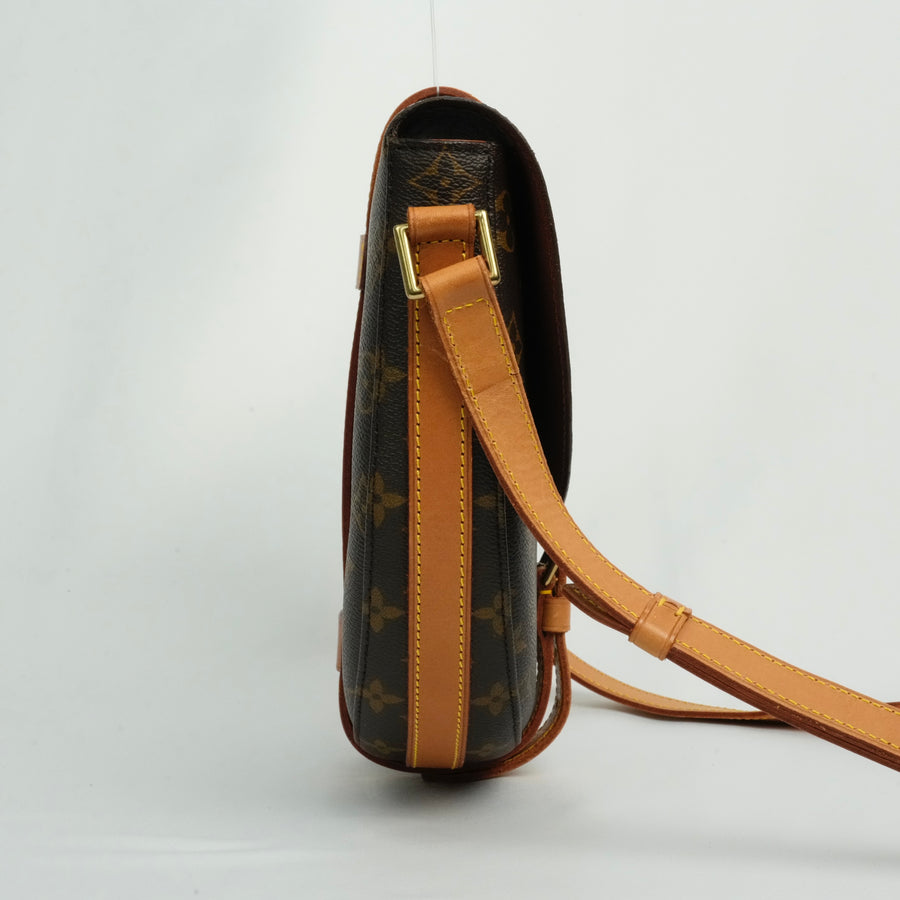 LOUIS VUITTON Monogram Chantilly GM Shoulder Bag M51232