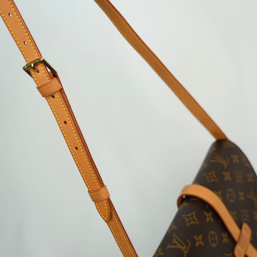 LOUIS VUITTON Monogram Chantilly GM Shoulder Bag M51232
