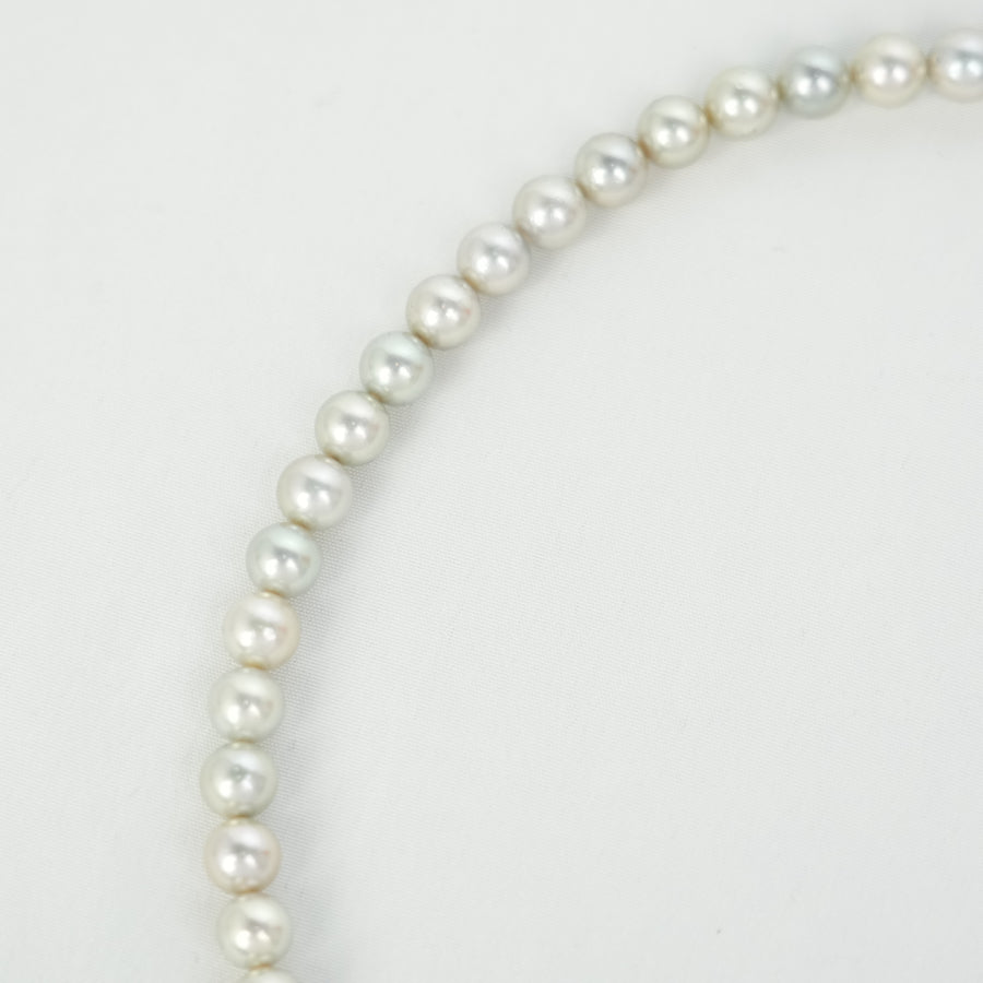 SV Pearl Necklace