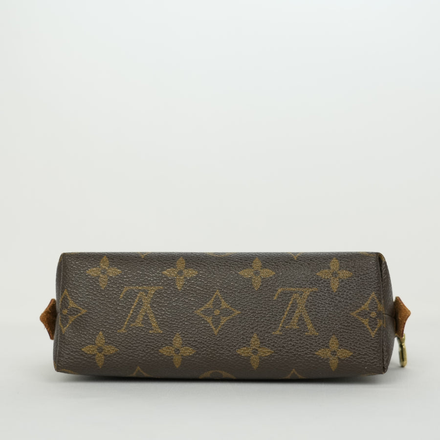 LOUIS VUITTON Monogram Pochette Cosmetique Pouch M47515