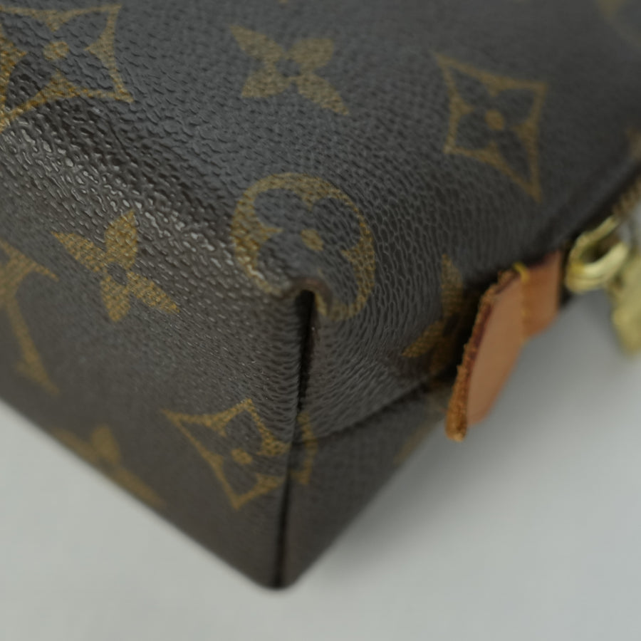 LOUIS VUITTON Monogram Pochette Cosmetique Pouch M47515