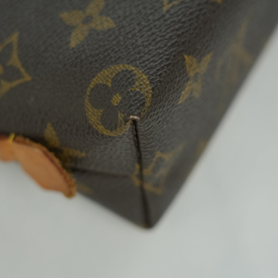 LOUIS VUITTON Monogram Pochette Cosmetique Pouch M47515