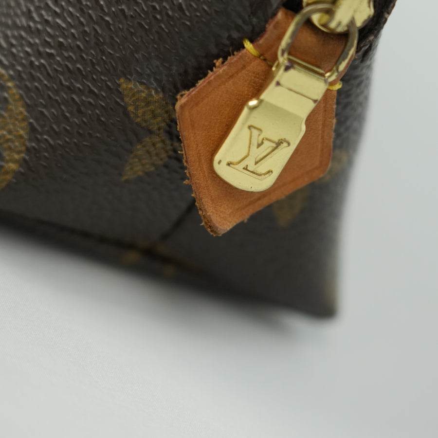 LOUIS VUITTON Monogram Pochette Cosmetique Pouch M47515