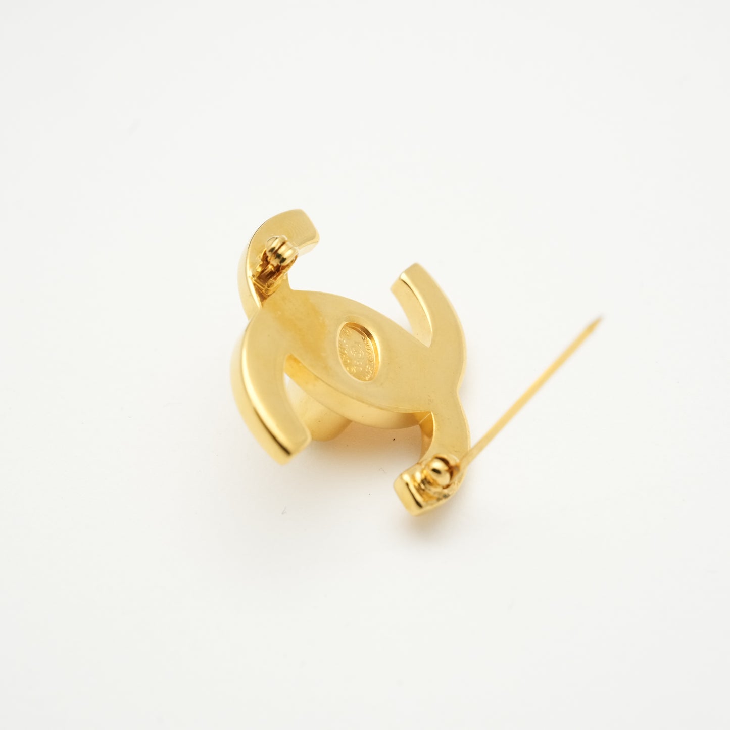 CHANEL Brooch