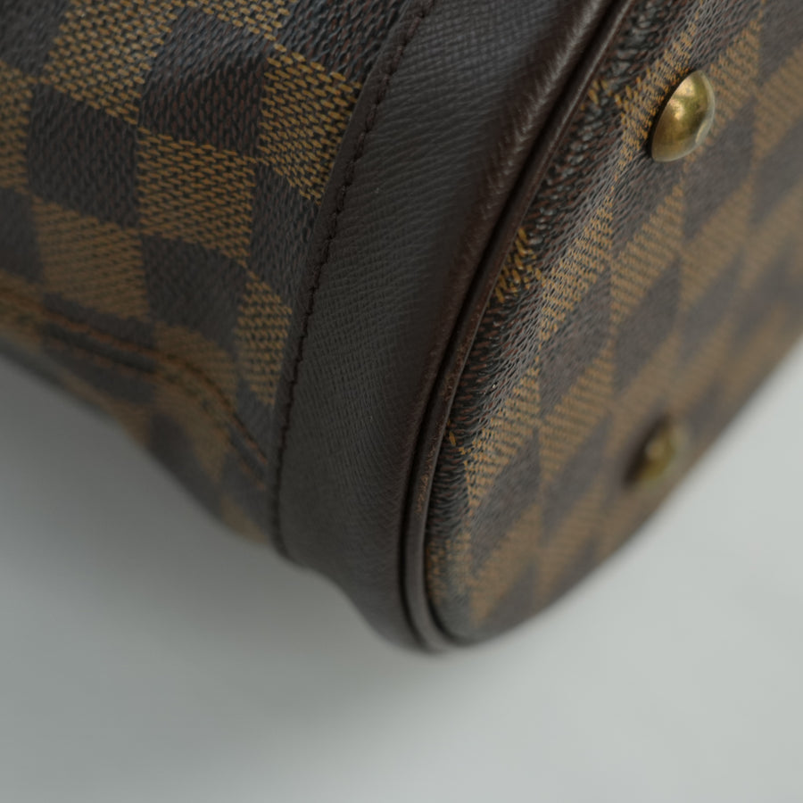 LOUIS VUITTON Damier Marais Shoulder Bag N42240