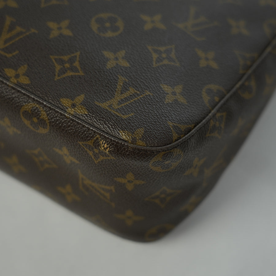 LOUIS VUITTON Monogram LoopingMM Canvas Shoulder Bag M51146