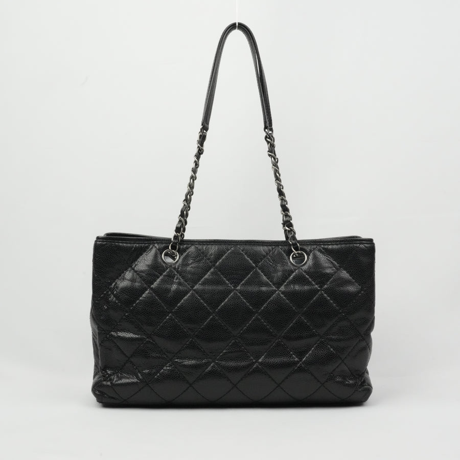 CHANEL Matelasse Shoulder Bag