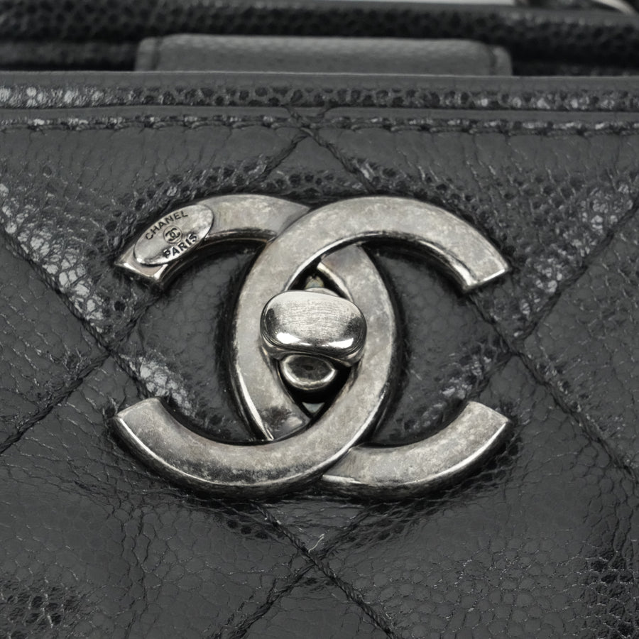 CHANEL Matelasse Shoulder Bag