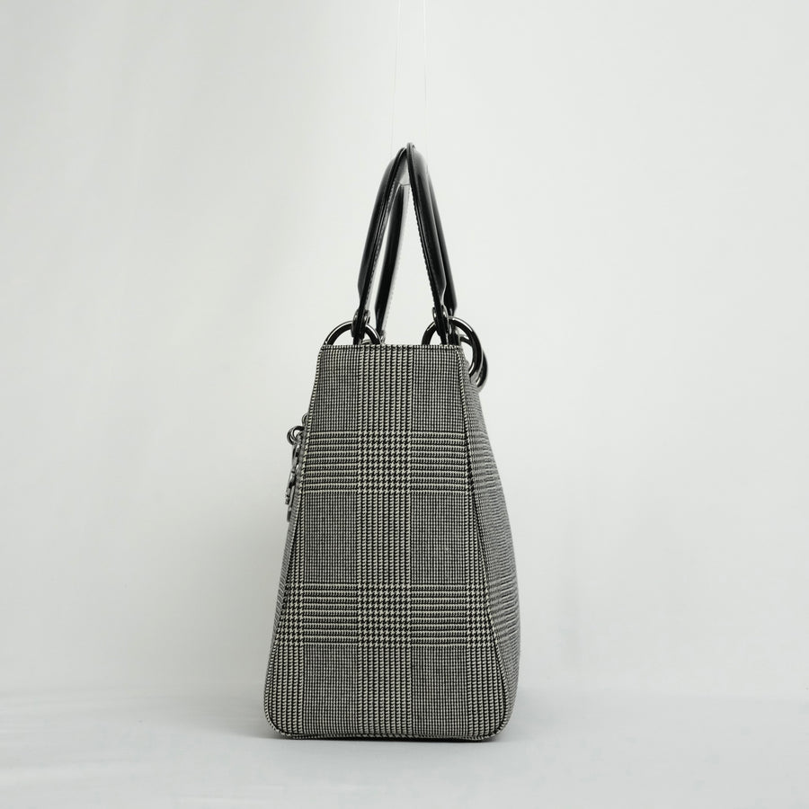 CHRISTIAN DIOR Lady Dior Medium Handbag