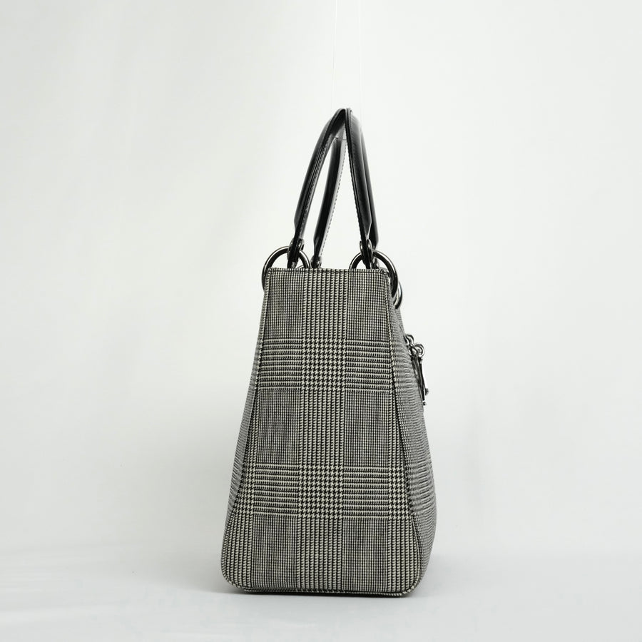 CHRISTIAN DIOR Lady Dior Medium Handbag
