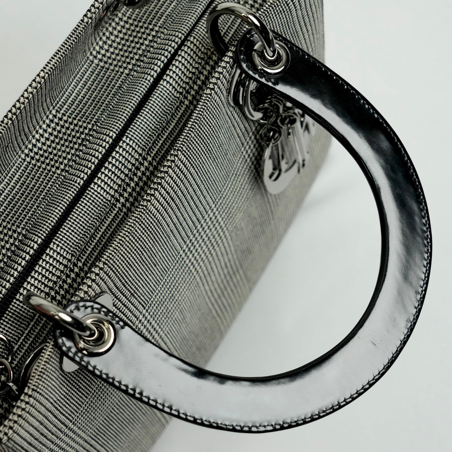 CHRISTIAN DIOR Lady Dior Medium Handbag