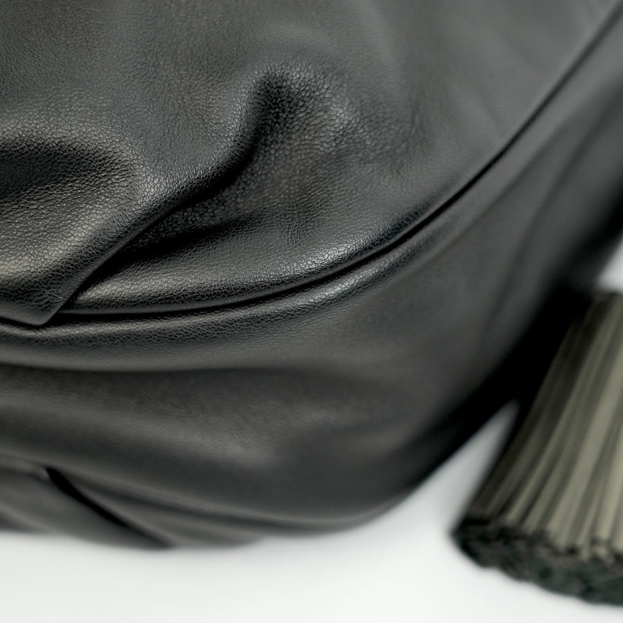 LOEWE Viento 30 Shoulder Bag